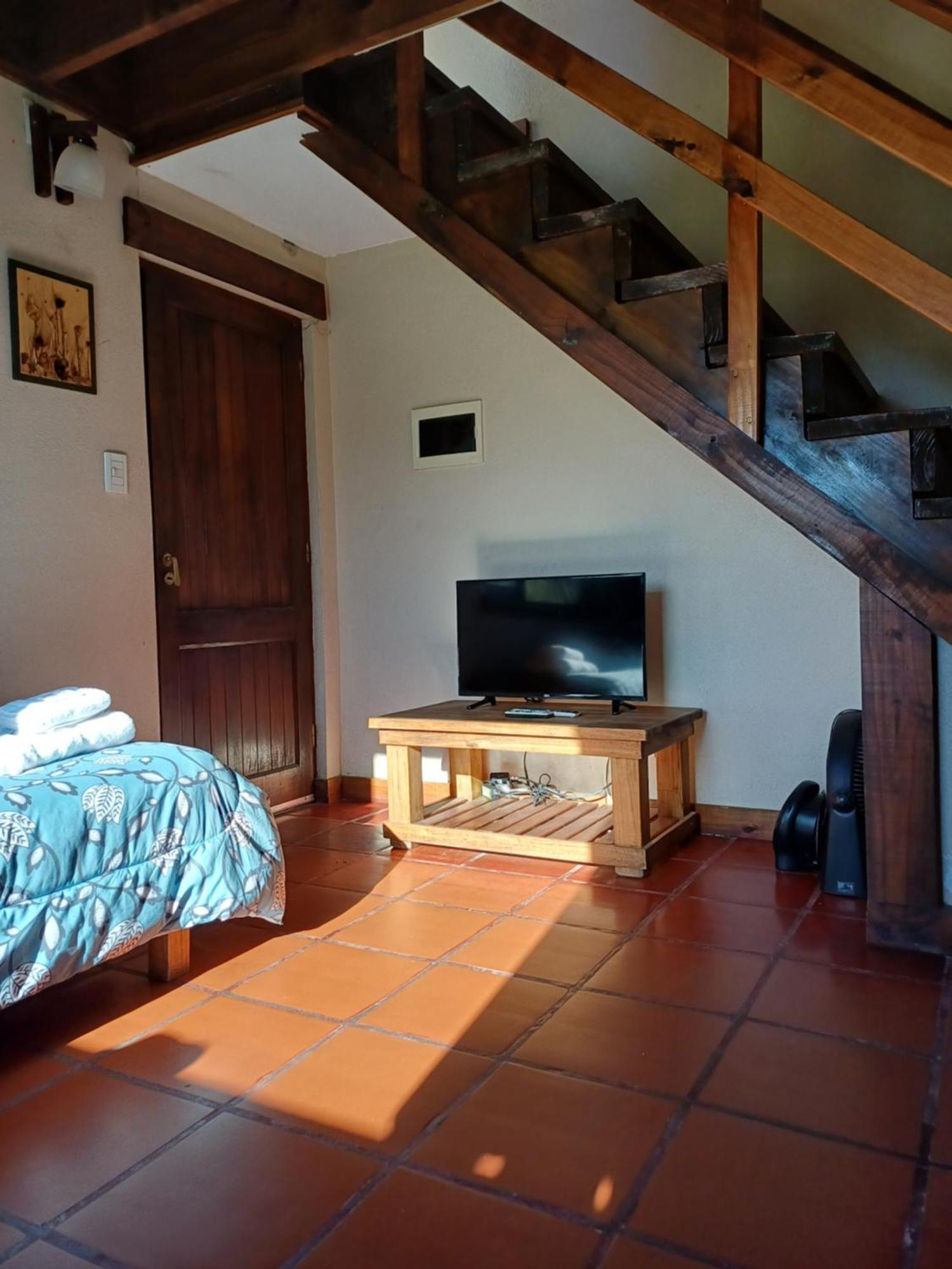 Tahonas Lodge *